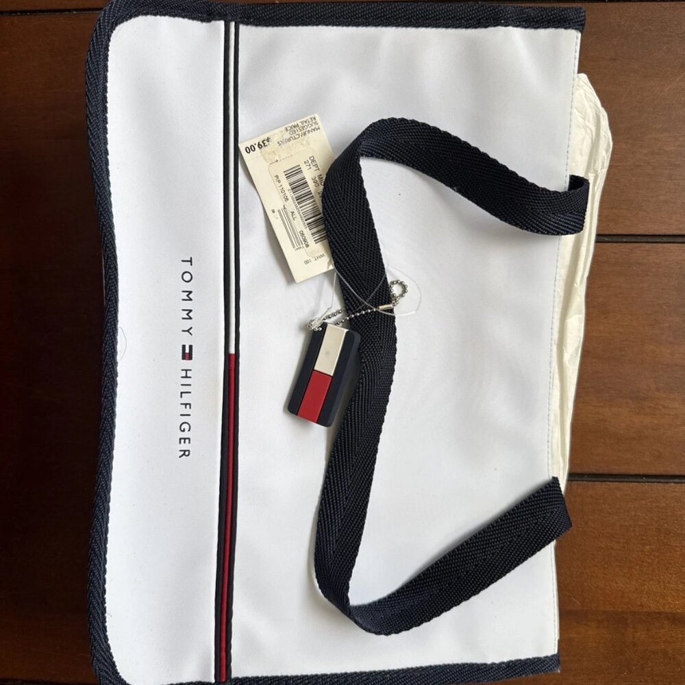 Tommy Hilgifer bag